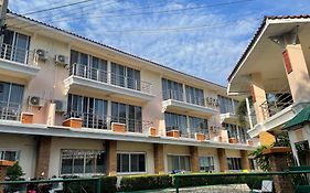 Maxim Apartment